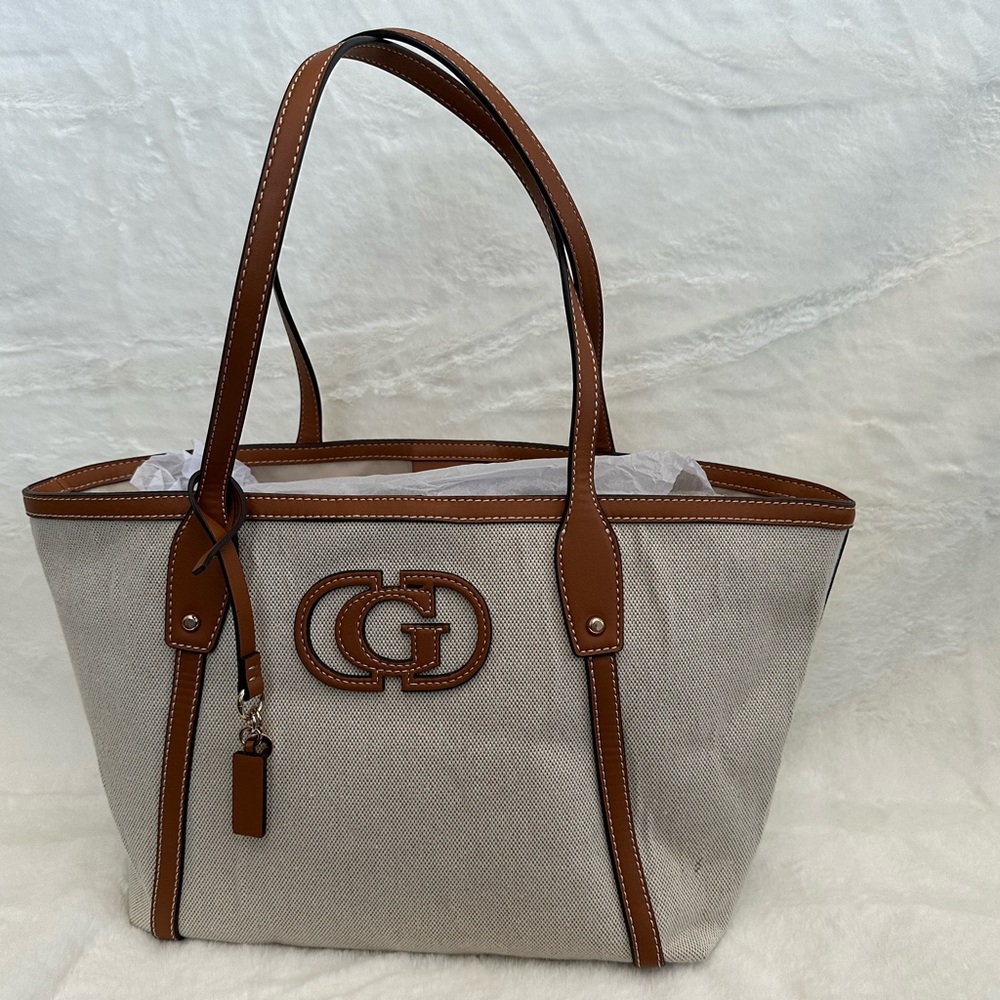 Guess Sebina Tote Bag - Picture 2 of 5